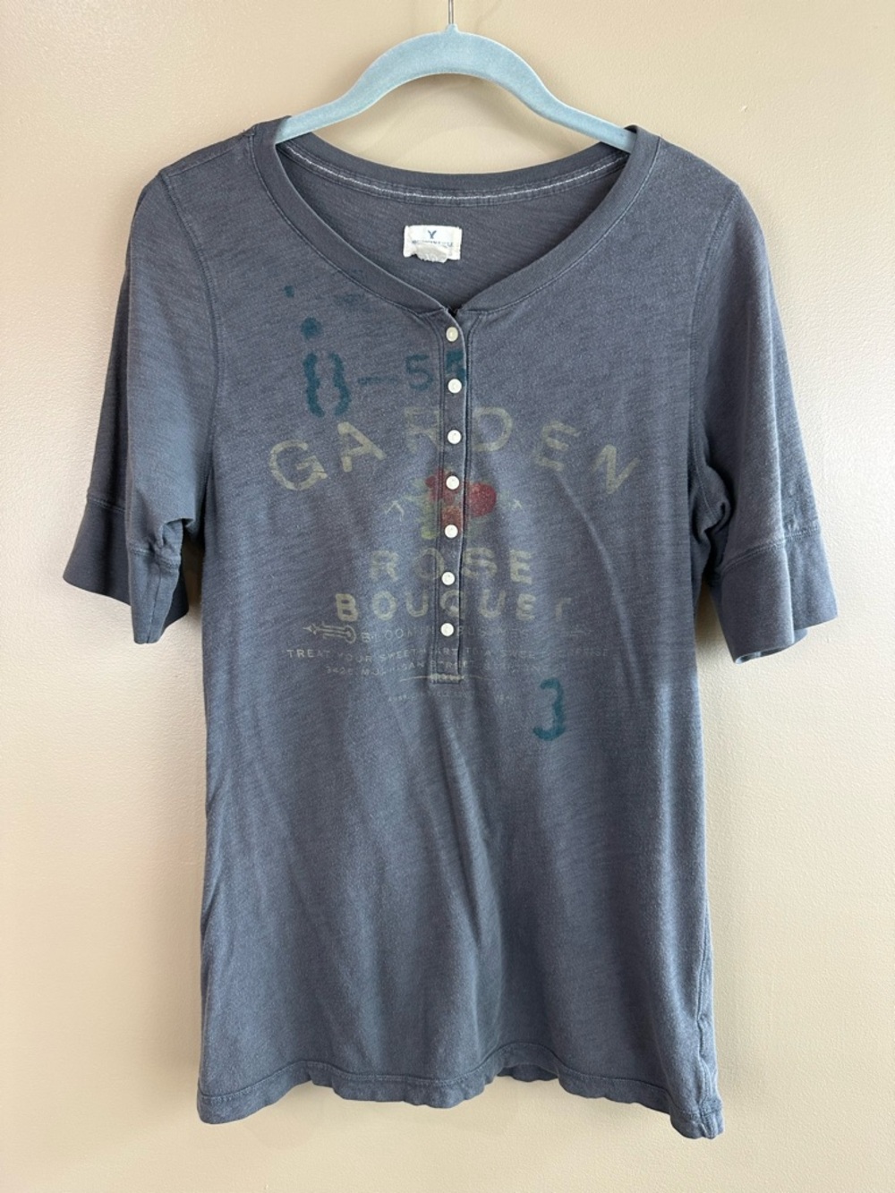 Vintage Y2K American Eagle Womens Gray Short Sleeve Henley L/XL Graphic Grunge